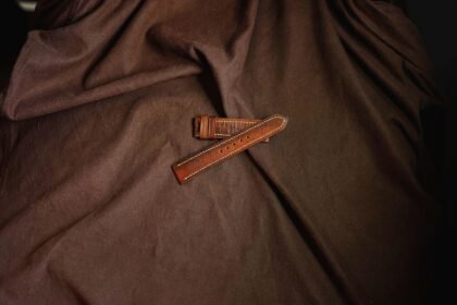 Best Watch Straps for Sweaty Wrists: Breathable Bands That Resist Odor