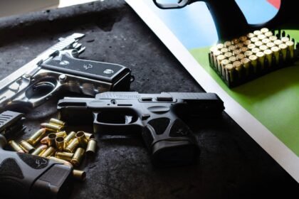 How to Store a Handgun in a Car Without Bad Habits