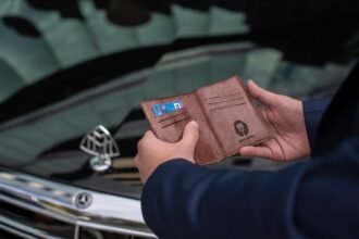 how to hide a wallet bulge in a suit jacket without sacrificing essentials edc deals how to hide a wallet bulge in a suit jacket without sacrificing essentials