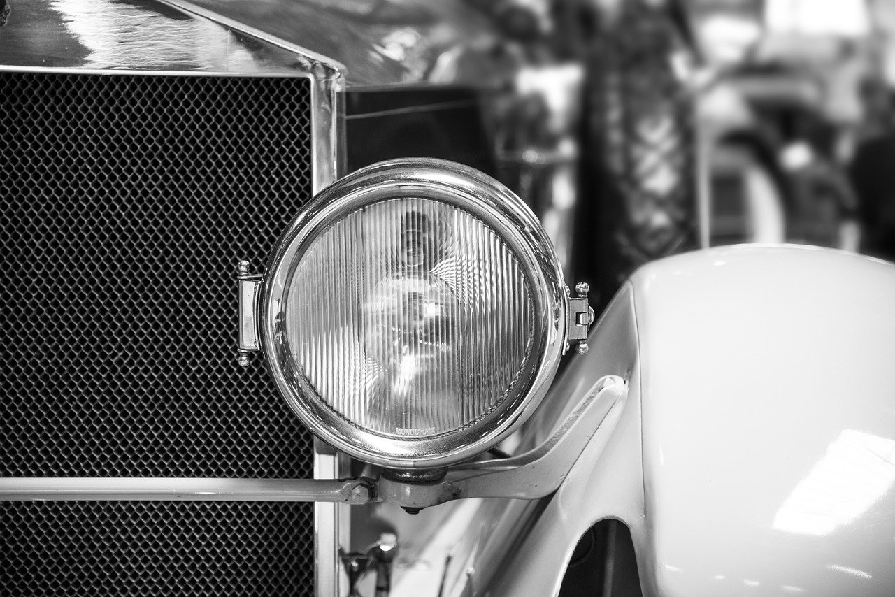 lumens vs throw for headlamps which matters for close work or long range