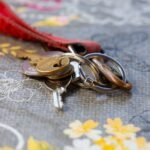 how to silence keys in your purse before meetings