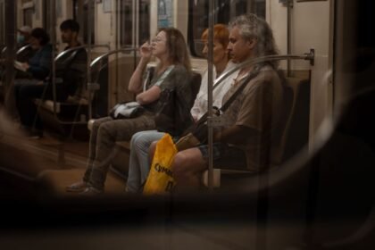 How to Avoid Subway Pickpockets on a Daily Commute
