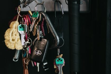 How Many Keys Can a Key Organizer Hold Without Issues?
