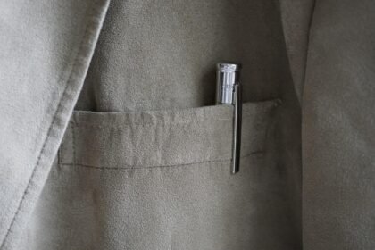 why do pocket pens leak in pockets